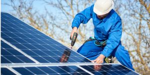 Installation Maintenance Panneaux Solaires Photovoltaïques à Les Brulais